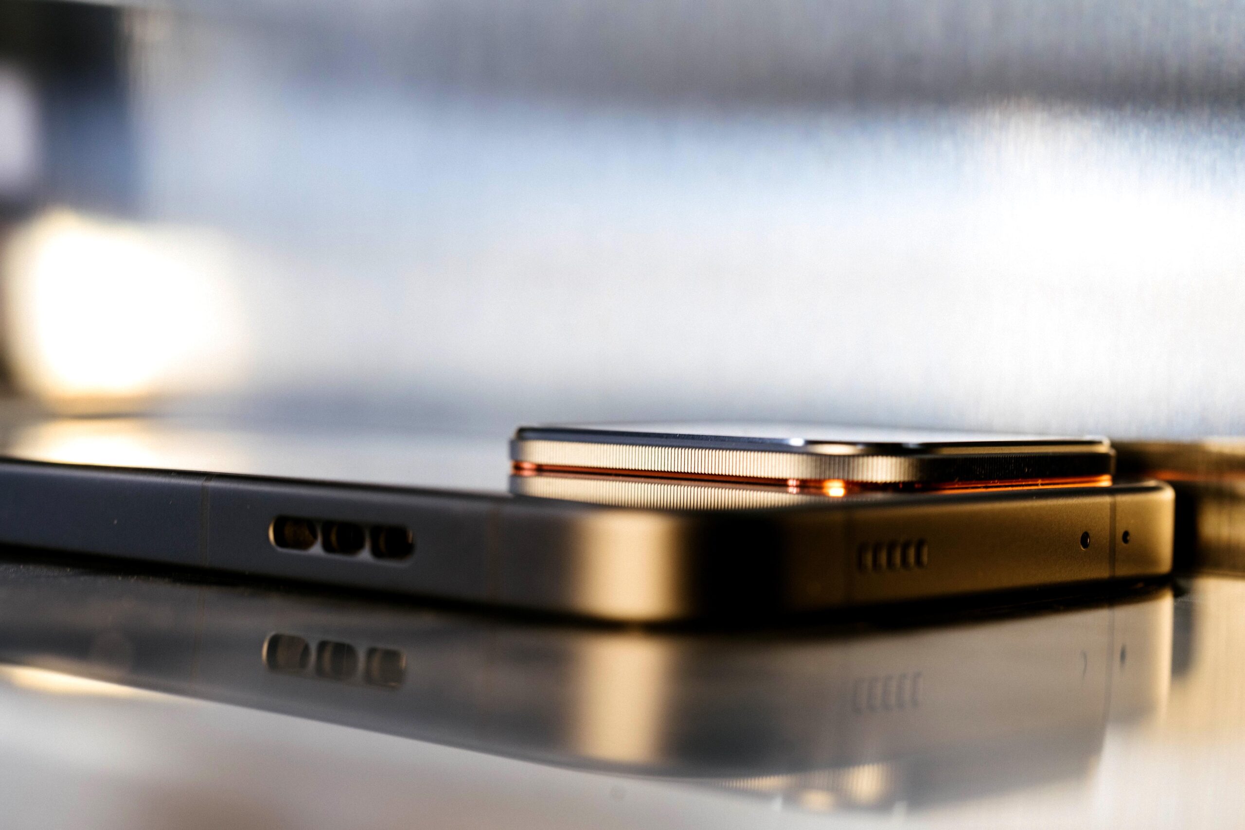 iQOO 15 Ultra体验：性能王者傲然登顶，iQOO 15 Ultra来了！-锋巢网